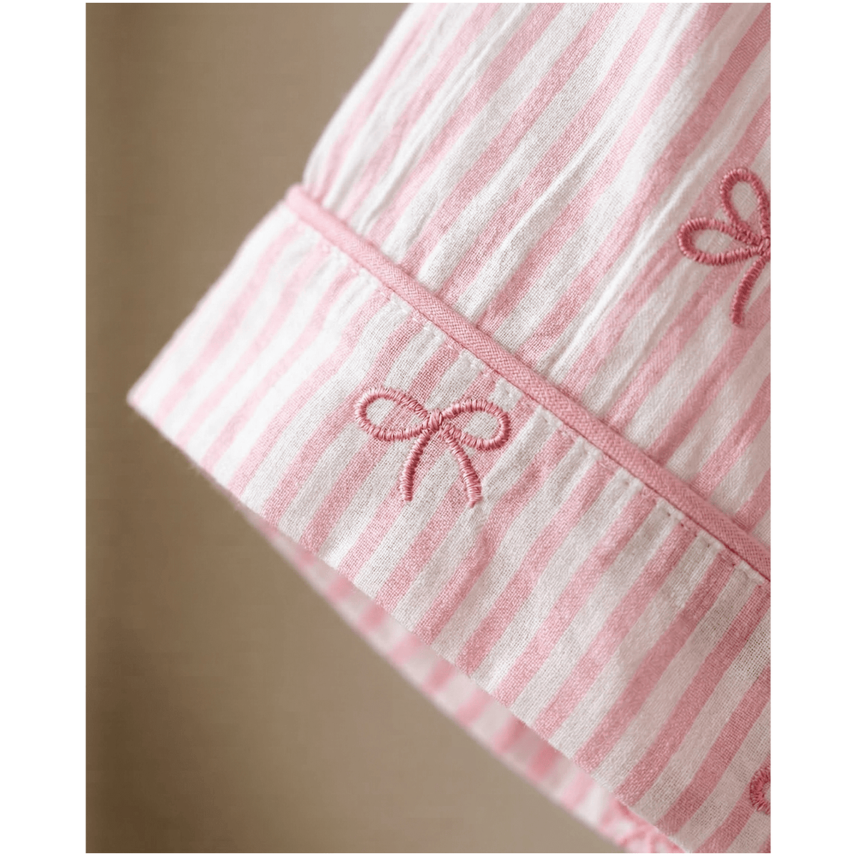Ensemble de pyjama rose à motif – Confort élégant à découvrir