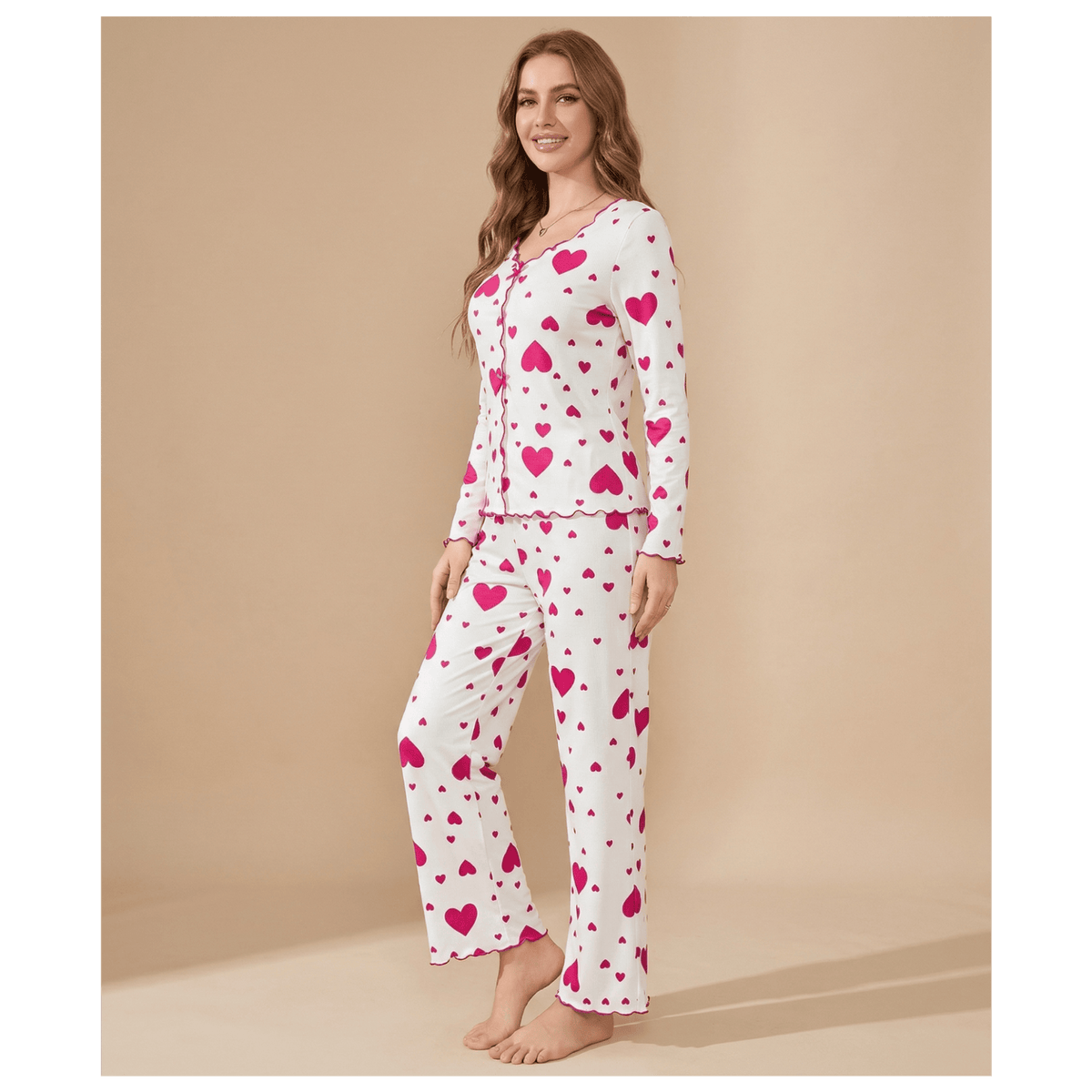 Ensemble pyjama femme coeurs en coton – Confort Douillet & Style UniqueEnsemble pyjama femme coeurs en coton doux et confortable, parfait pour vos nuits. Découvrez notre collection et craquez pour le style et la qualité.