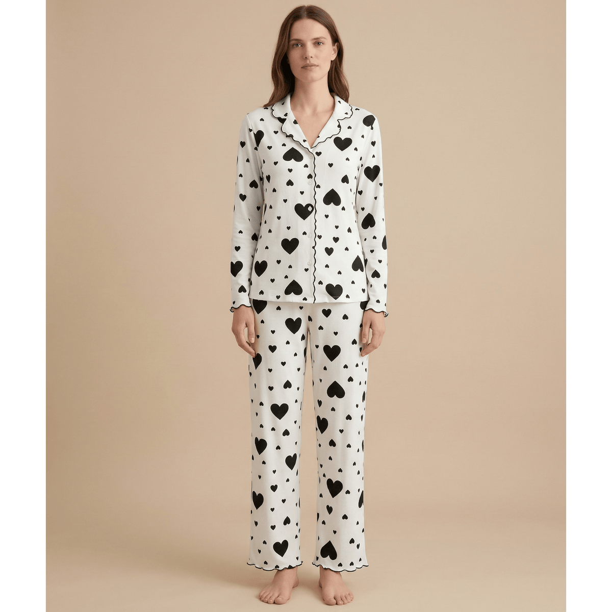 Ensemble pyjama femme coeurs en coton – Confort Douillet & Style UniqueEnsemble pyjama femme coeurs en coton doux et confortable, parfait pour vos nuits. Découvrez notre collection et craquez pour le style et la qualité.