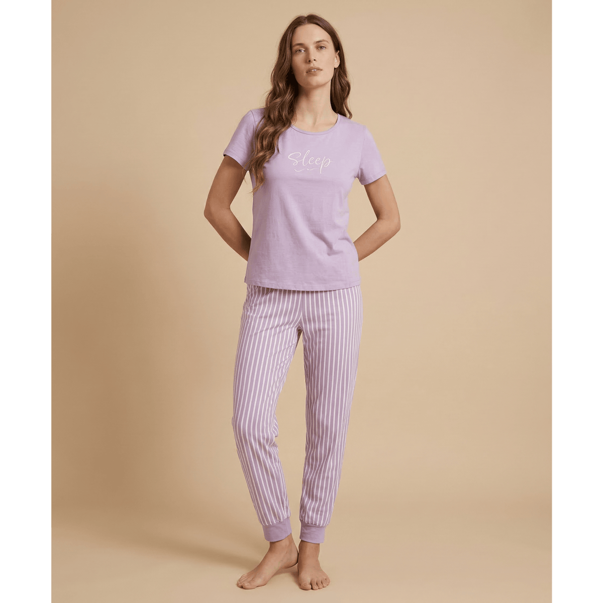 Ensemble pyjama femme violet : élégance et confort irrésistible