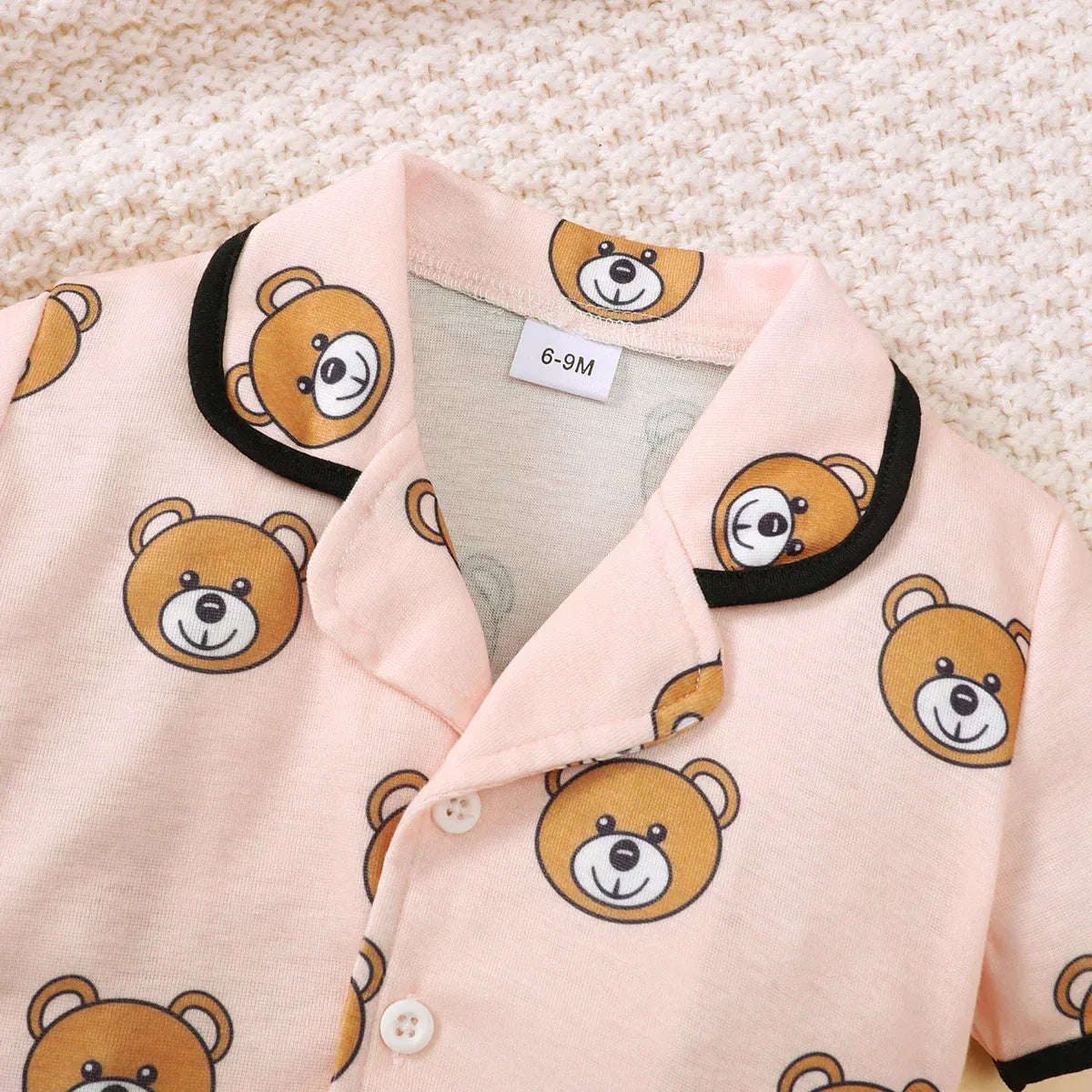 Pyjama bébé 2 pièces – Confort & Style pour de Doux Rêves
