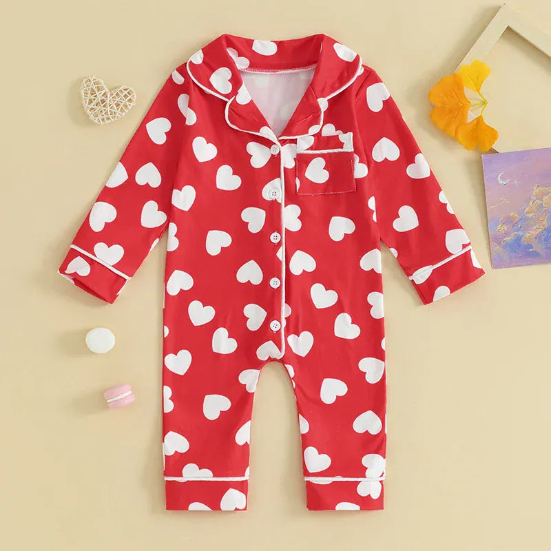 Pyjama bébé en satin rouge – Élégance Douceur pour des Nuits Magiques
