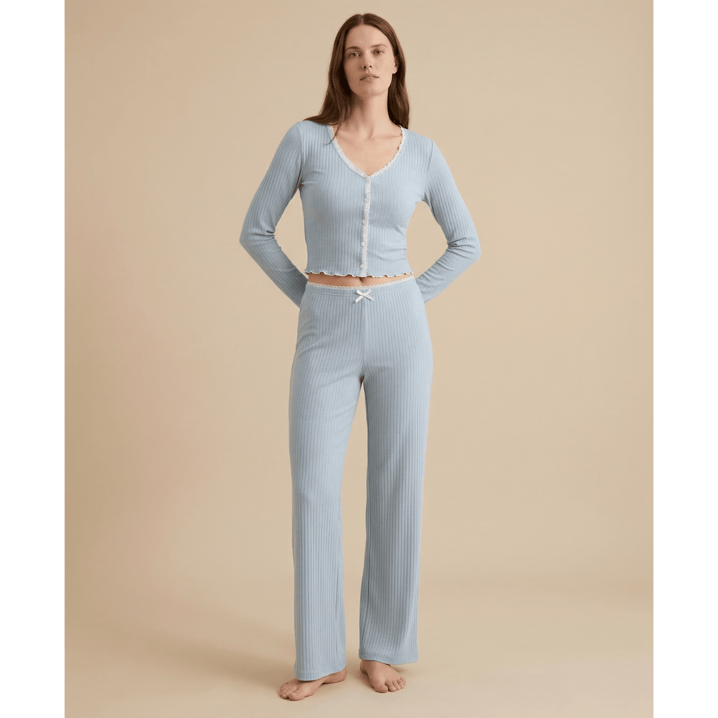 Pyjama femme à manche longue – Confort absolu pour des nuits douces