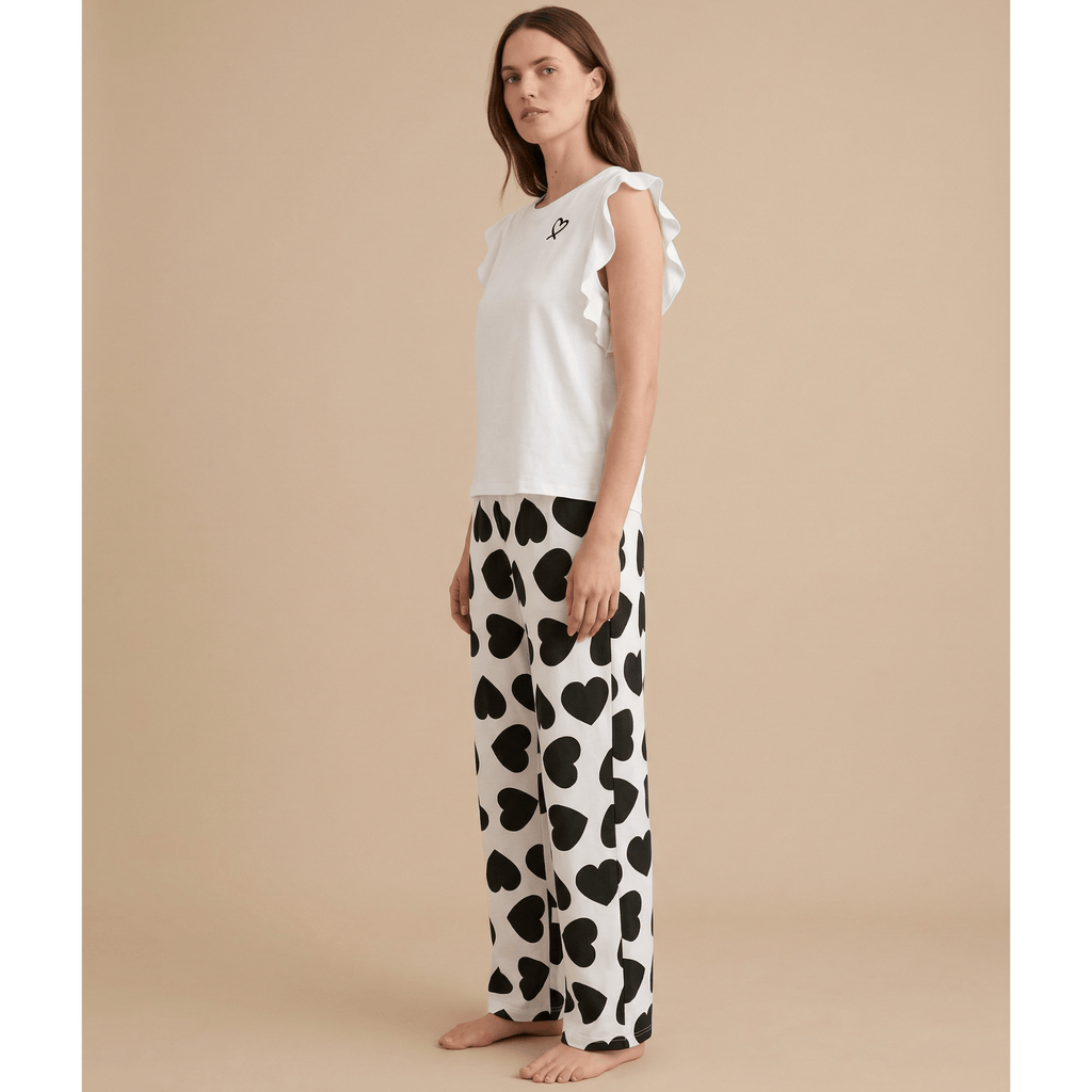 Pyjama femme coeur noir – Charmez vos nuits avec style et confort