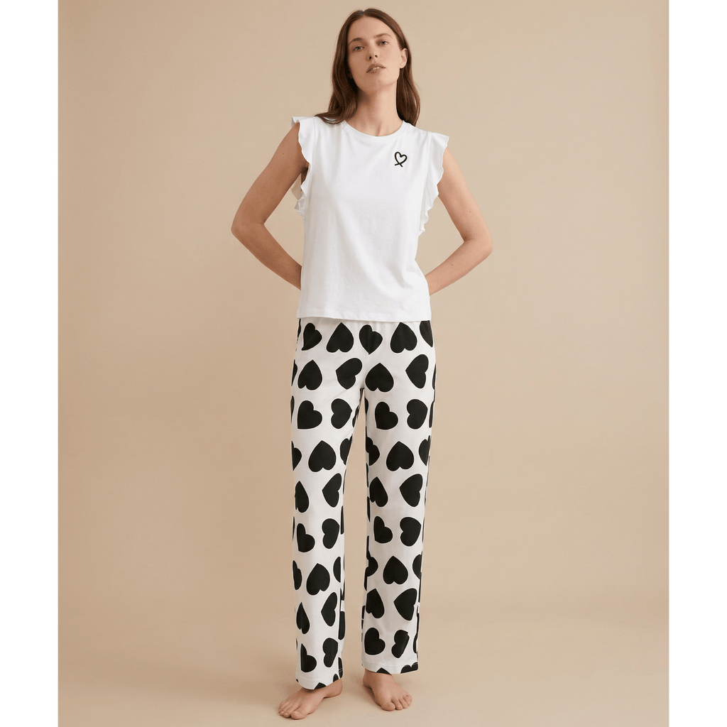 Pyjama femme coeur noir – Charmez vos nuits avec style et confort