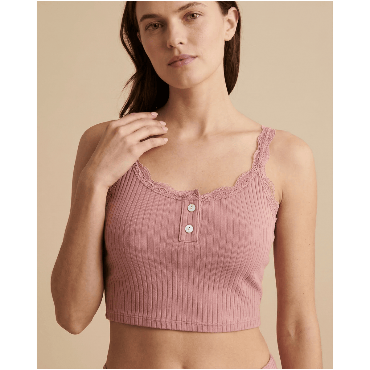 Pyjama femme dentelle en coton – Confort et élégance à découvrir