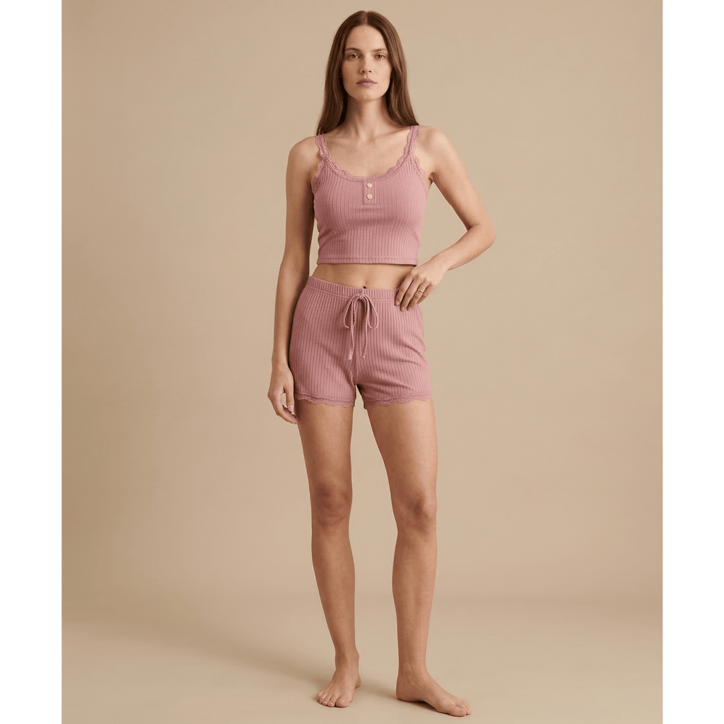 Pyjama femme dentelle en coton – Confort et élégance à découvrir