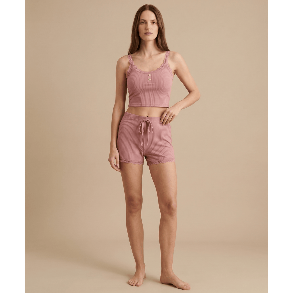 Pyjama femme dentelle en coton – Confort et élégance à découvrir