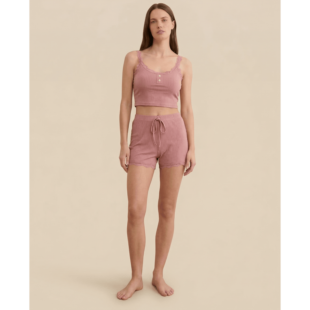 Pyjama femme dentelle en coton – Confort et élégance à découvrir