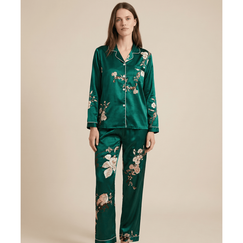 Pyjama femme satin fleuri – Élégance et confort pour vos nuits