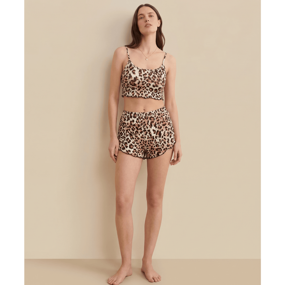 Pyjama femme short léopard – Adoptez l’audace et le confort chic