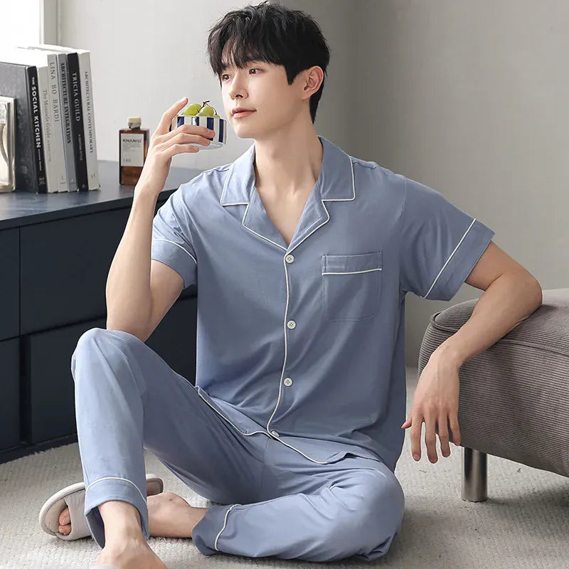 Pyjama homme en satin doux – Confort luxe pour des nuits irrésistibles