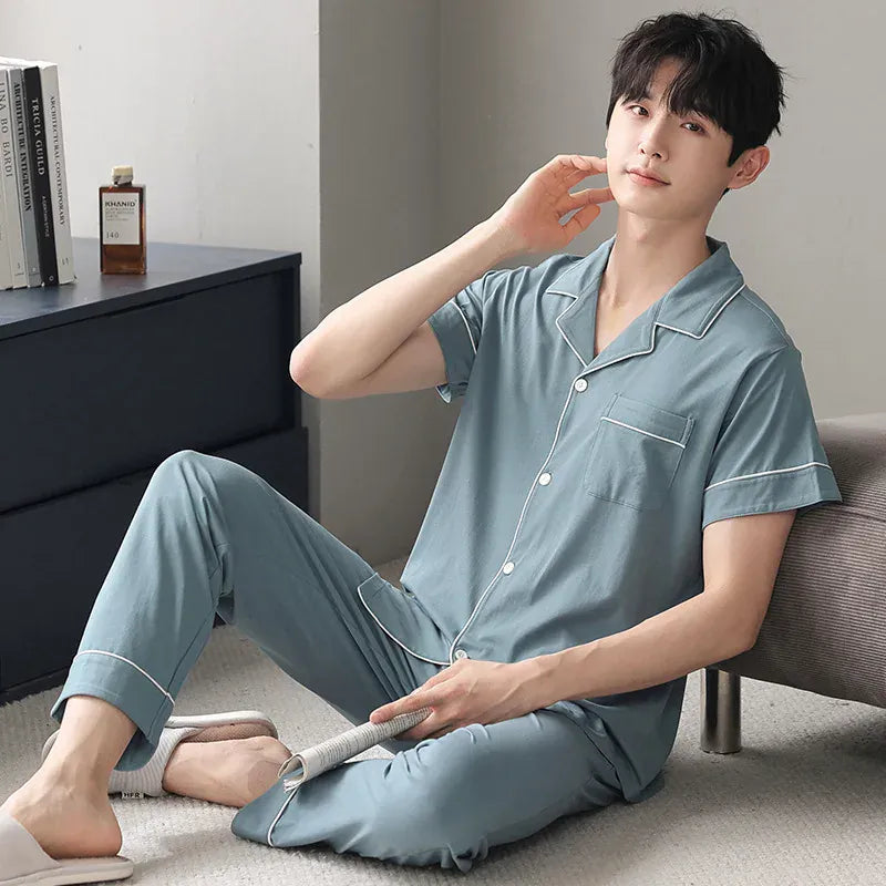 Pyjama homme en satin doux – Confort luxe pour des nuits irrésistibles