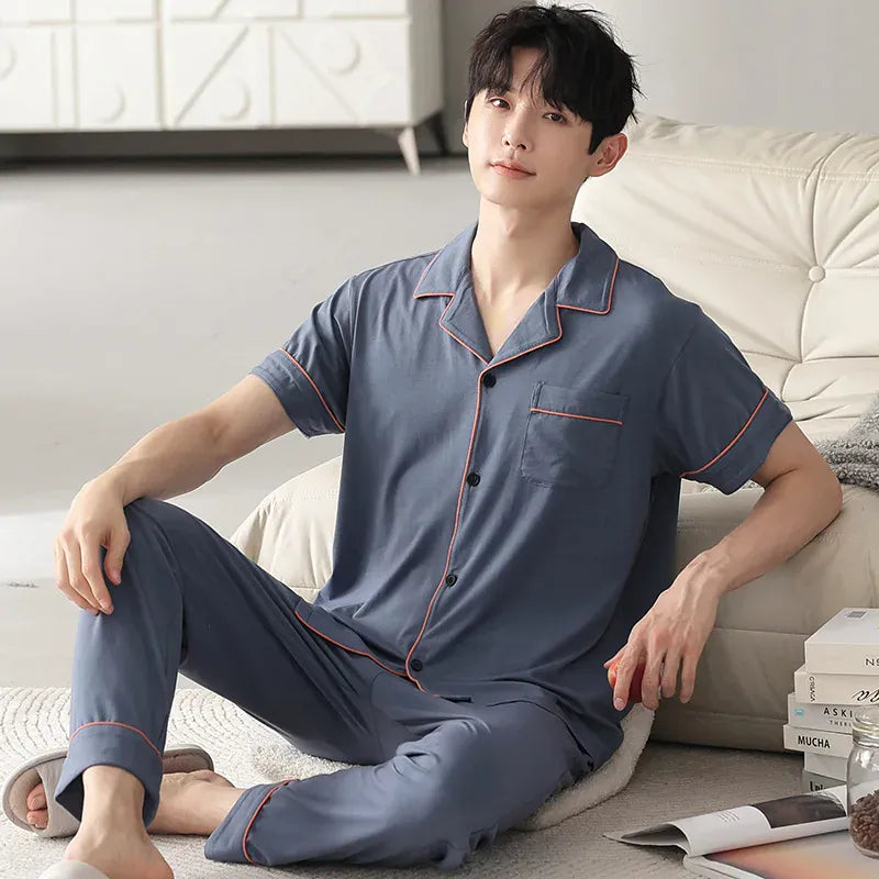 Pyjama homme en satin doux – Confort luxe pour des nuits irrésistibles