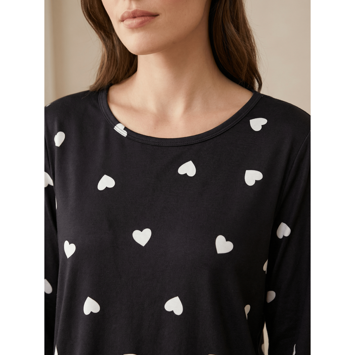 Pyjama motif coeur : Découvrez le confort stylé qui vous séduit !