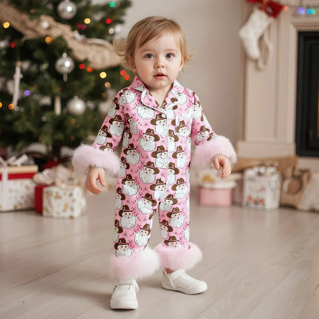 Pyjama noël pour bébé en satin rose – Douceur et élégance assurées