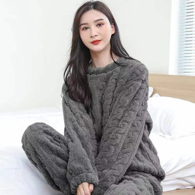 Pyjama polaire gris – Confort absolu et douceur irrésistible