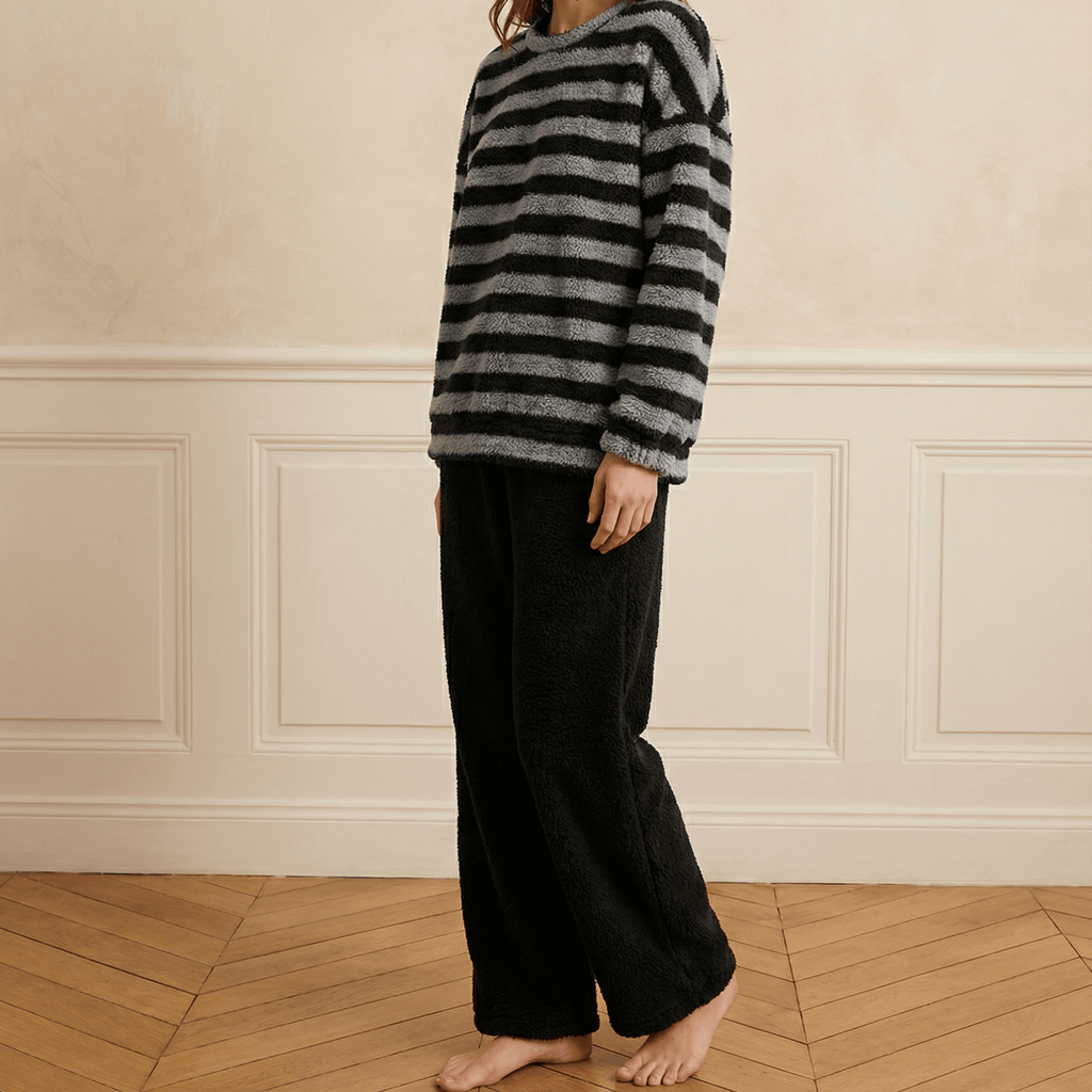 Pyjama polaire pour femme – Confort Absolu & Style Irrésistible