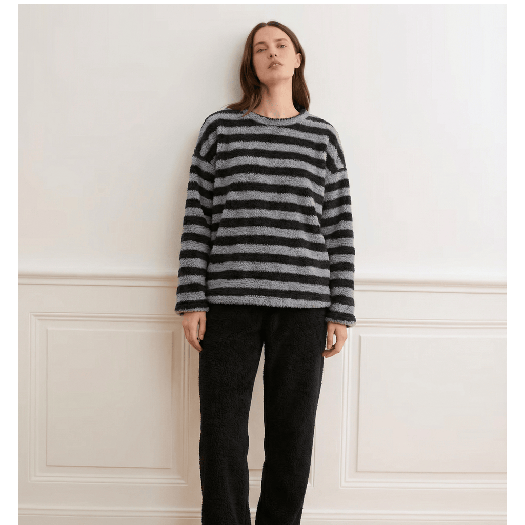 Pyjama polaire pour femme – Confort Absolu & Style Irrésistible