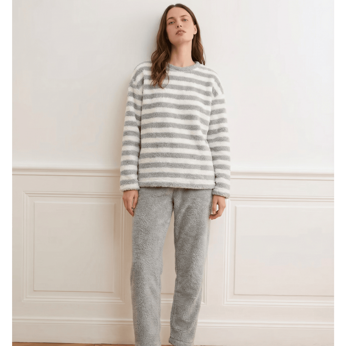 Pyjama polaire pour femme – Confort Absolu & Style Irrésistible