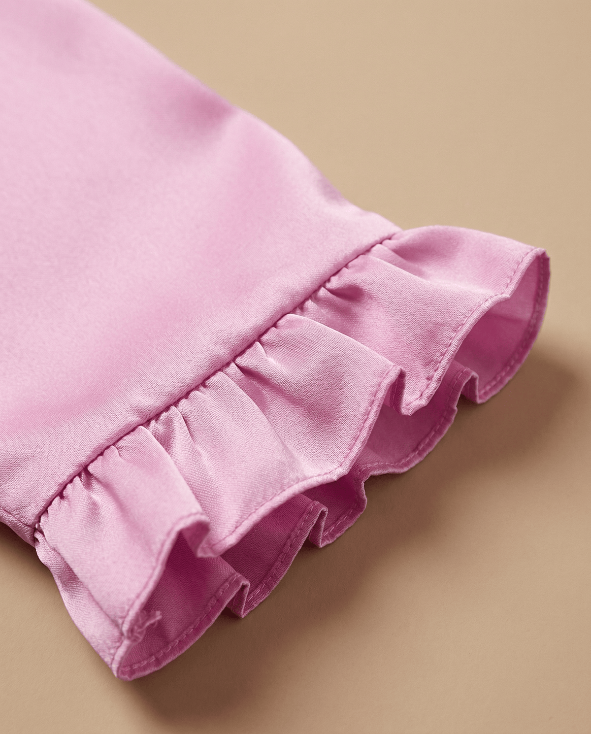 Pyjama rose femme : Découvrez le confort chic qui vous séduit