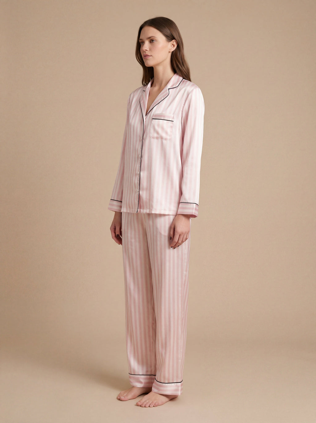 Pyjama satinée femme – Confort luxueux et élégance irrésistible