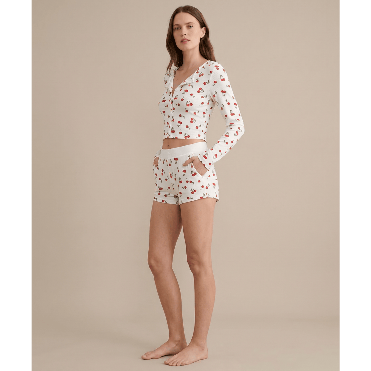 Pyjama short femme cerise – Confort et style irrésistibles à découvrir