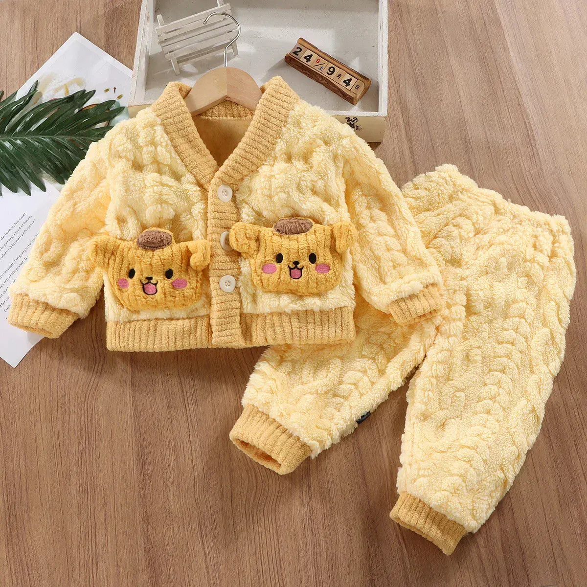 Pyjama velours enfant : Confort doux et style irrésistible à découvrir