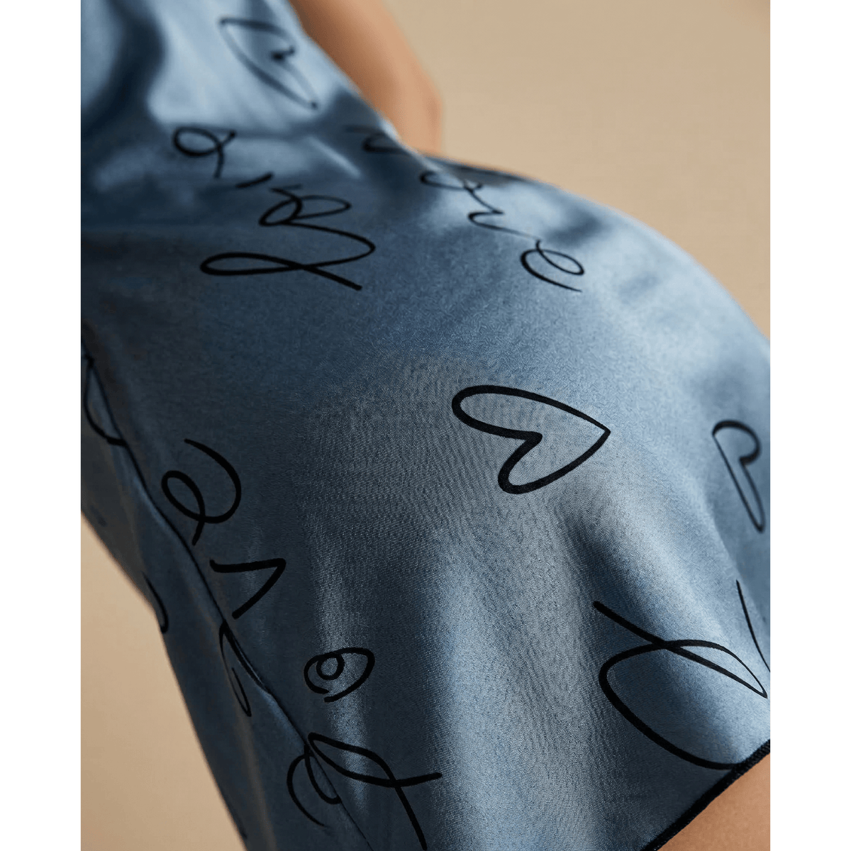 Robe de pyjama femme en satin – Élégance et confort irrésistibles